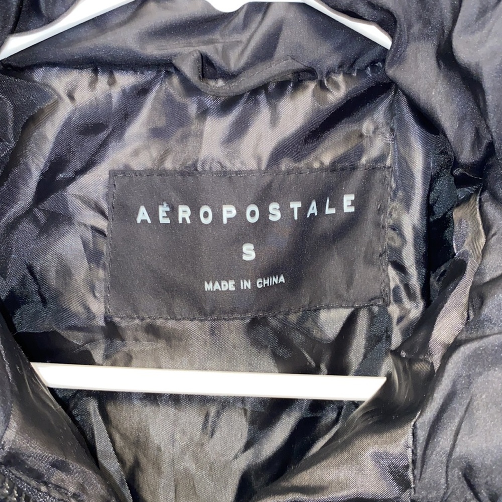Aeropostale Black vest with pockets - Picture 4 of 4